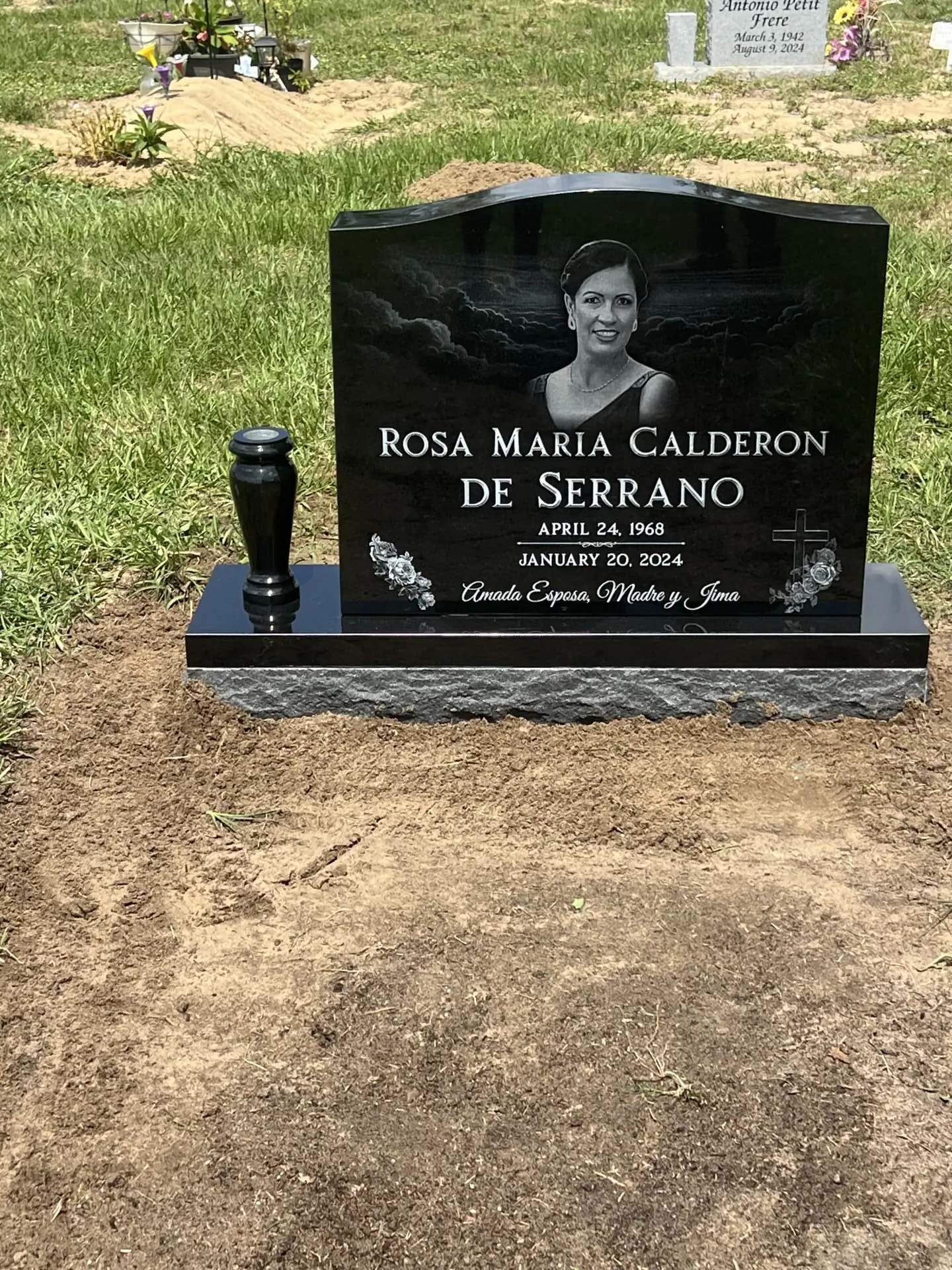 Dog Headstone Black Granite Upright Grave Monument